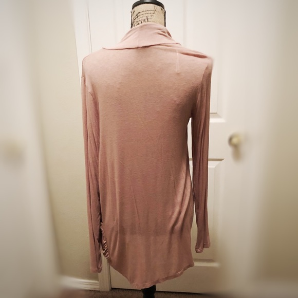 Shawl - Picture 3 of 4